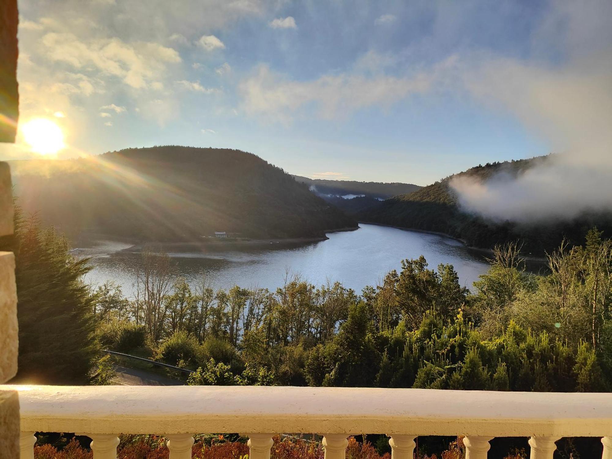 Ma Villa Au Bord De L'Eau Miremont  ภายนอก รูปภาพ