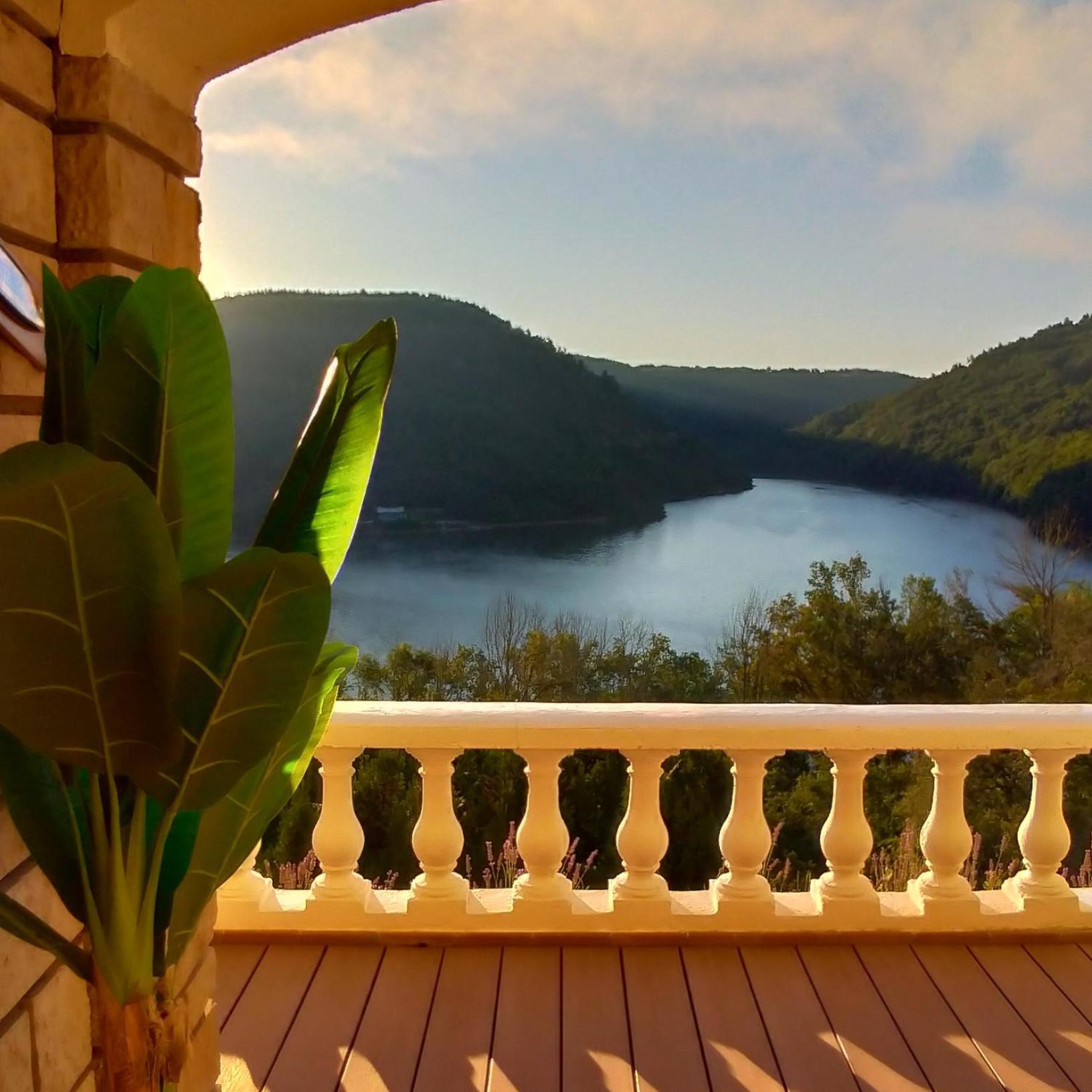 Ma Villa Au Bord De L'Eau Miremont  ภายนอก รูปภาพ